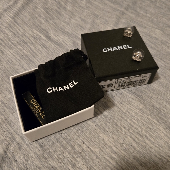 CHANEL Silver Stud Earrings In Pouch And Box - Picture 1 of 4